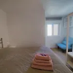 Nieuw modern appartement vlakbij strand